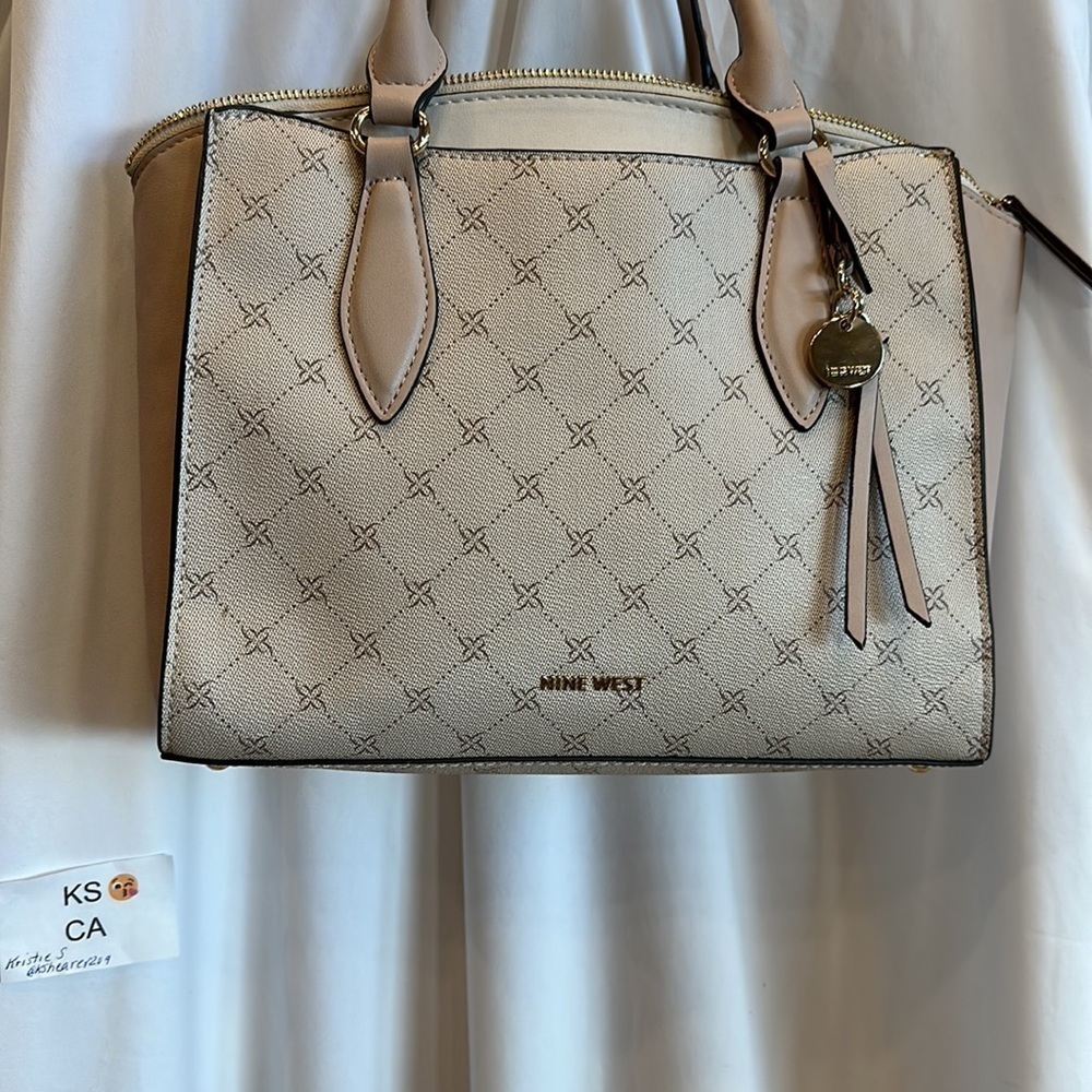 NineWest pink arm bag Preloved - Picture 3 of 11